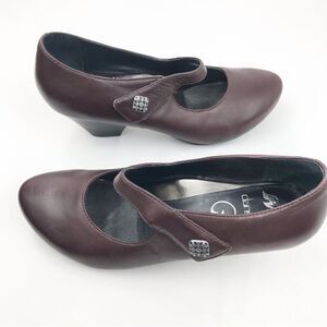 Dansko Burgundy Leather Mary Jane Block Heel Shoes